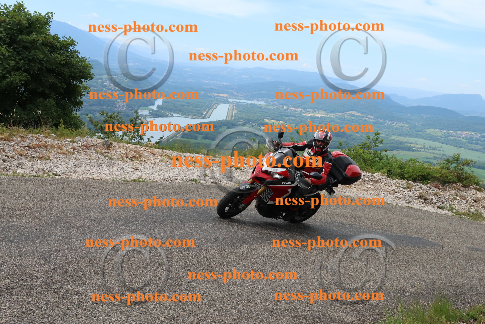 Col du Grand Colombier (17).JPG