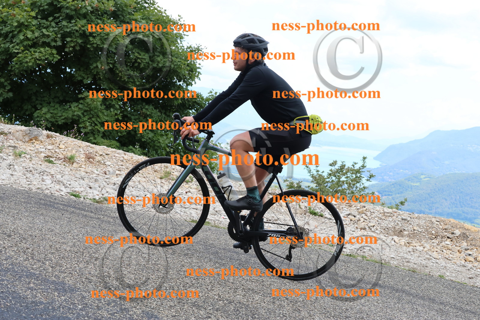 Col du Grand Colombier (369).JPG