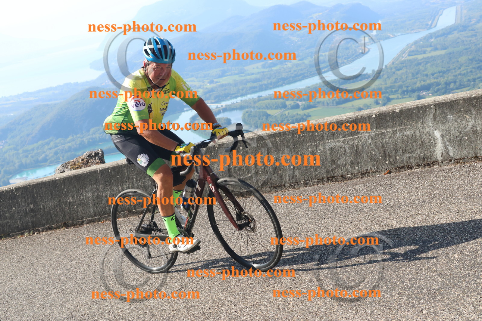 Col du Grand Colombier (1713).JPG