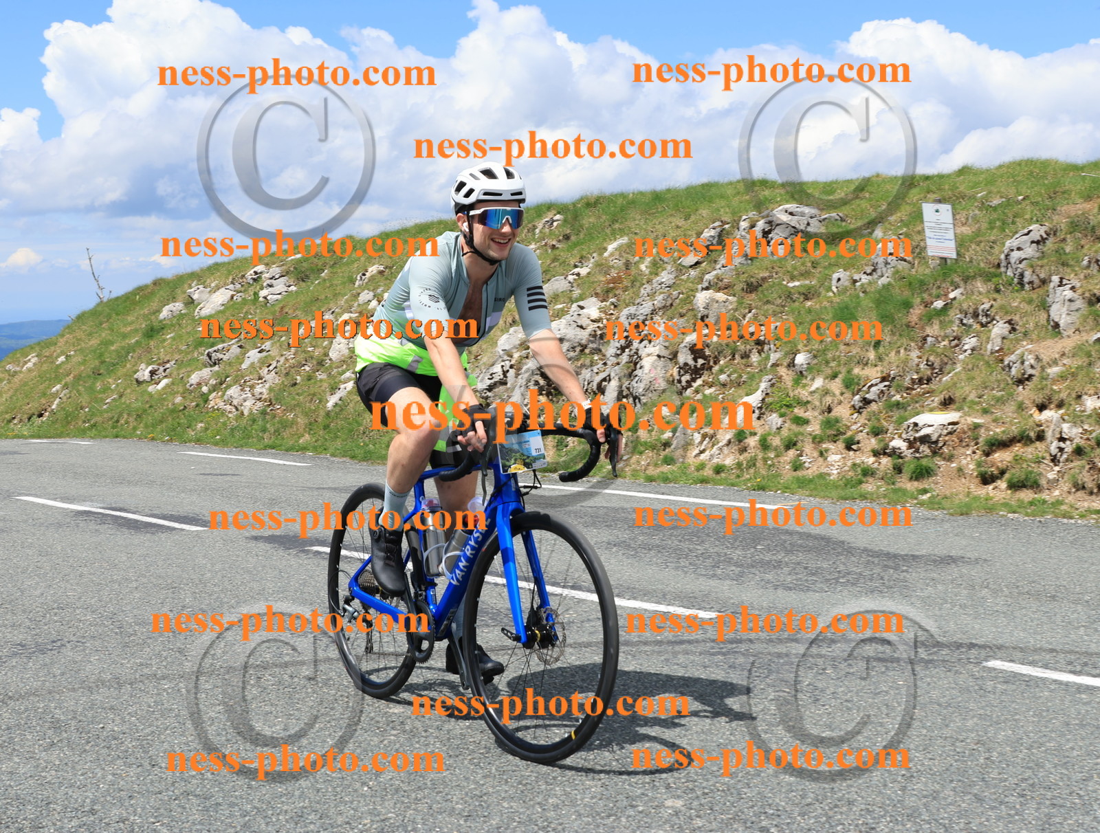 Col du Grand Colombier (2756).JPG