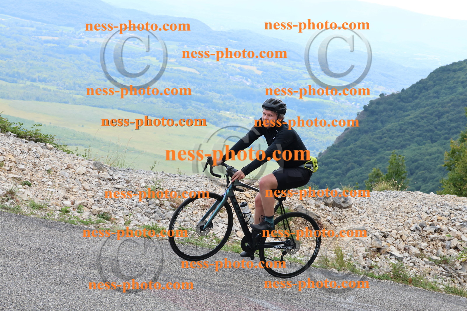 Col du Grand Colombier (364).JPG