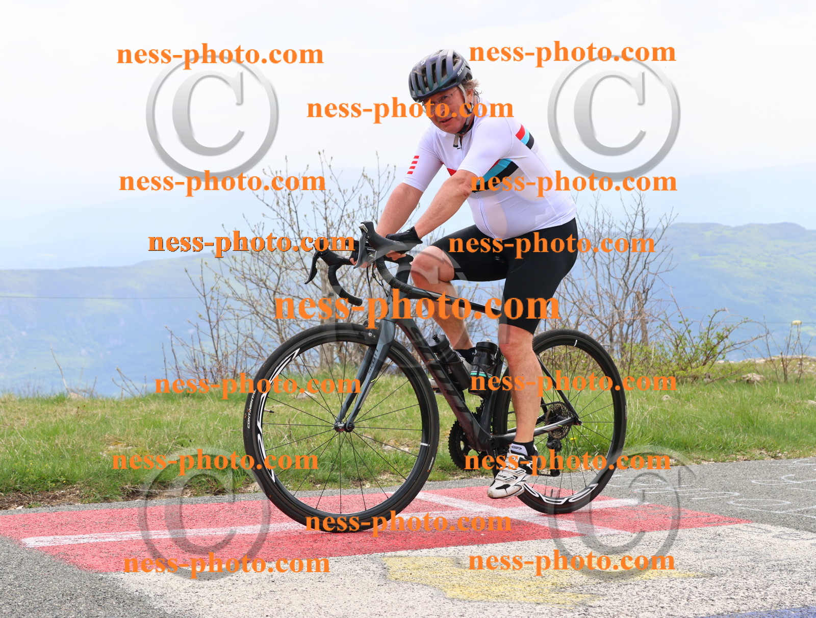 Col du Grand Colombier (109).JPG