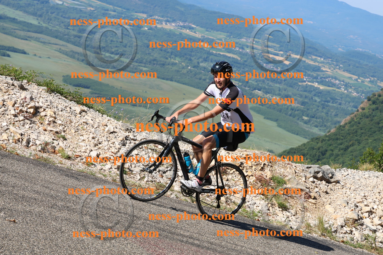 Col du Grand Colombier (1492).JPG