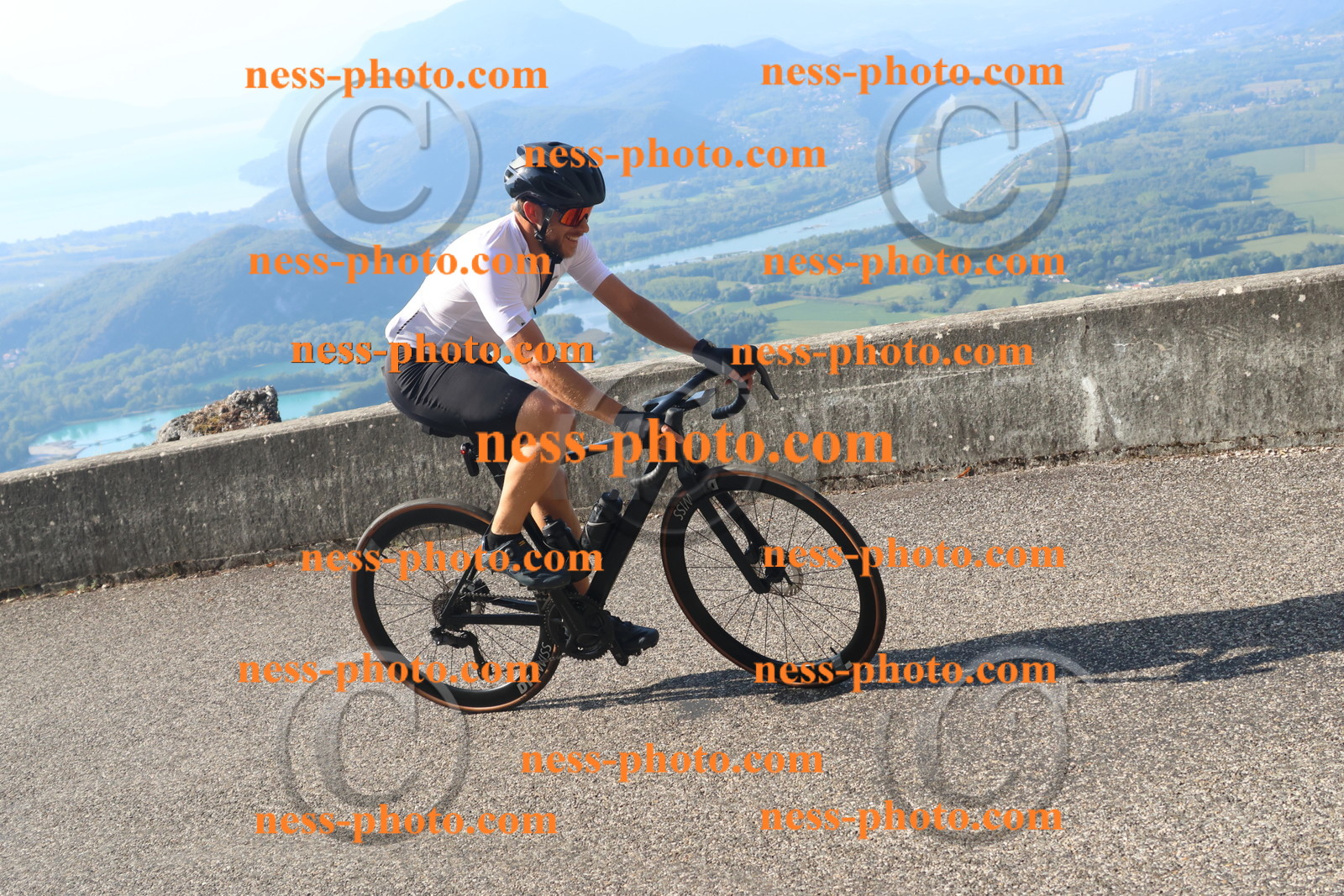 Col du Grand Colombier (1332).JPG