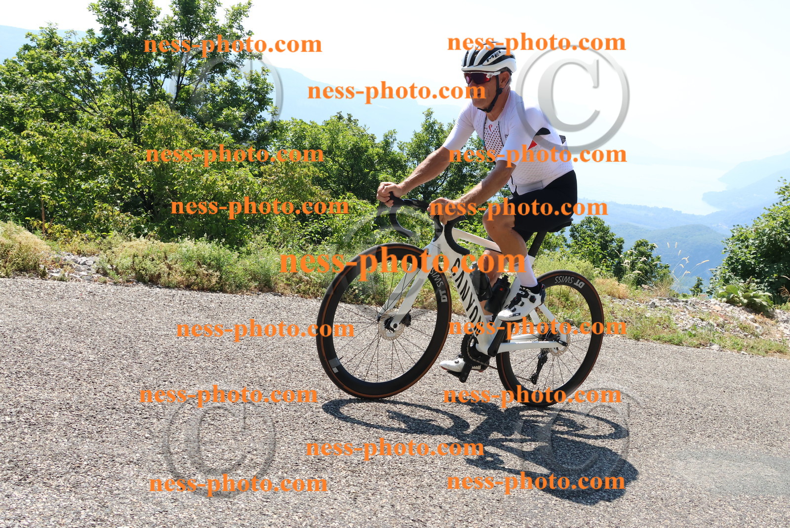 Col du Grand Colombier (359).JPG