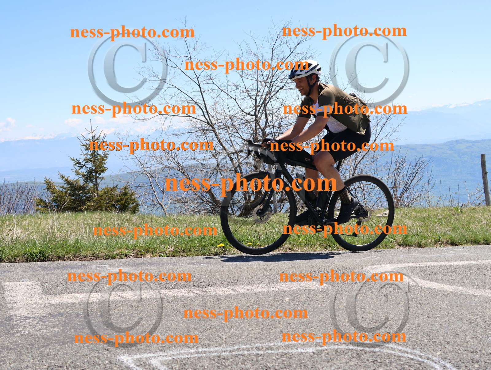 Col du Grand Colombier (392).JPG
