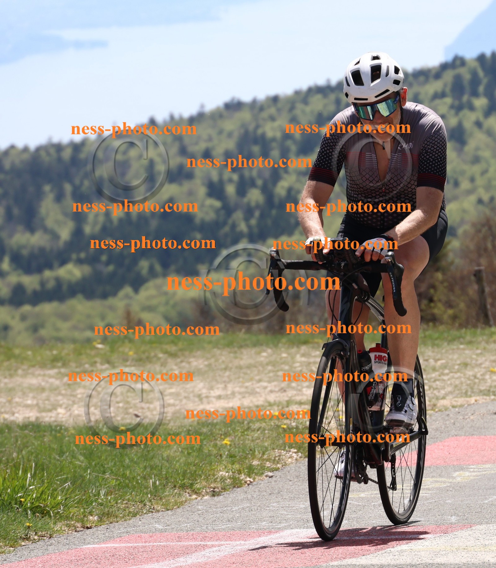 Col du Grand Colombier (526).JPG