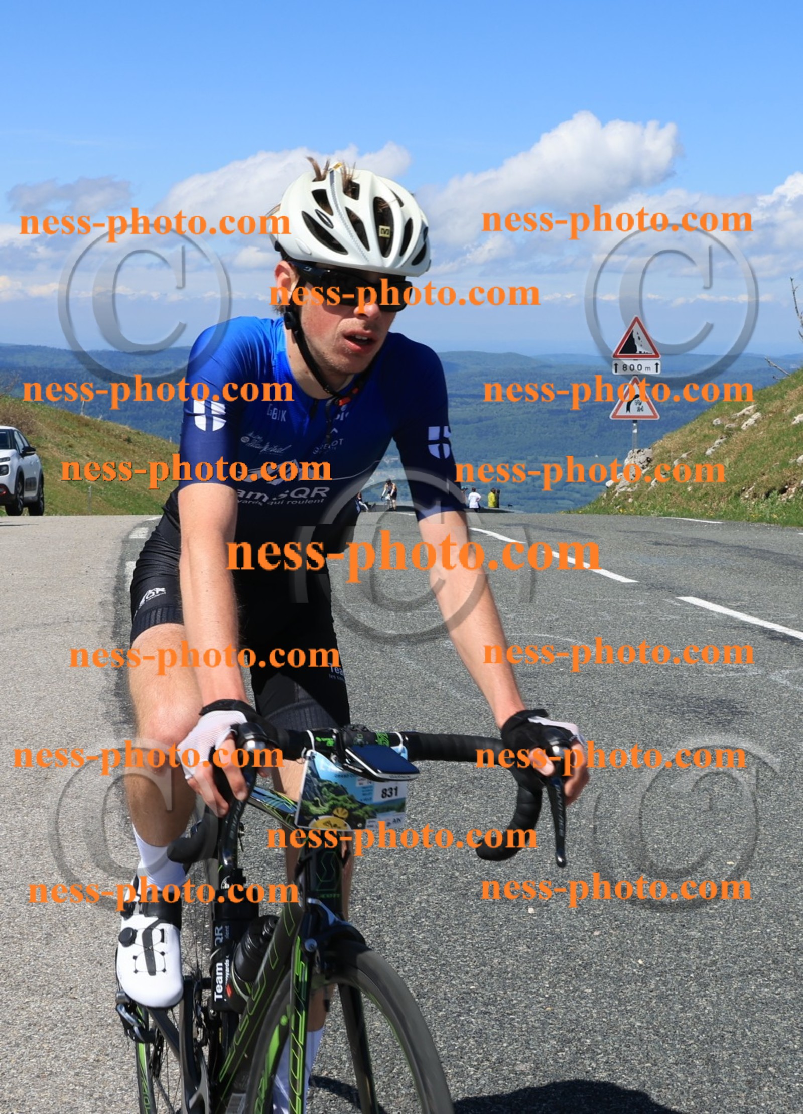 Col du Grand Colombier (1630).JPG