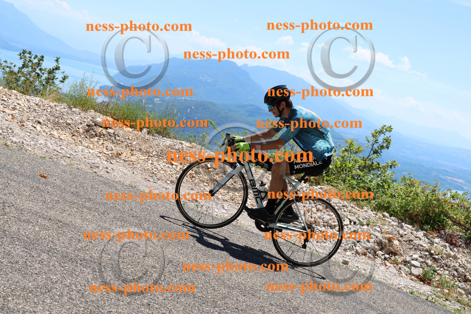 Col du Grand Colombier (2750).JPG