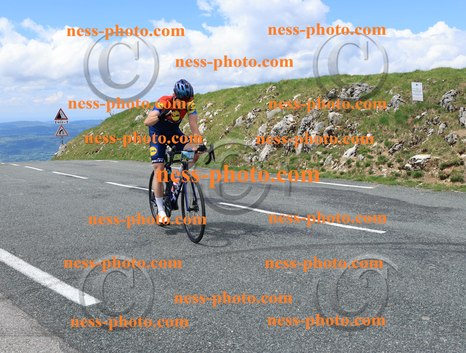 Col du Grand Colombier (2957).JPG