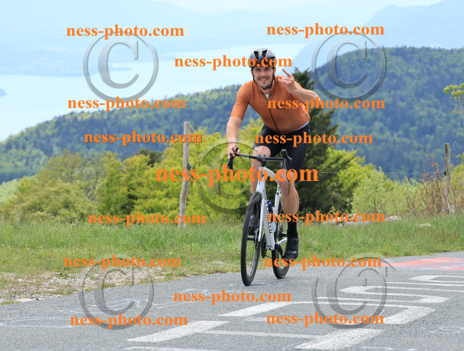 Col du Grand Colombier (436).JPG