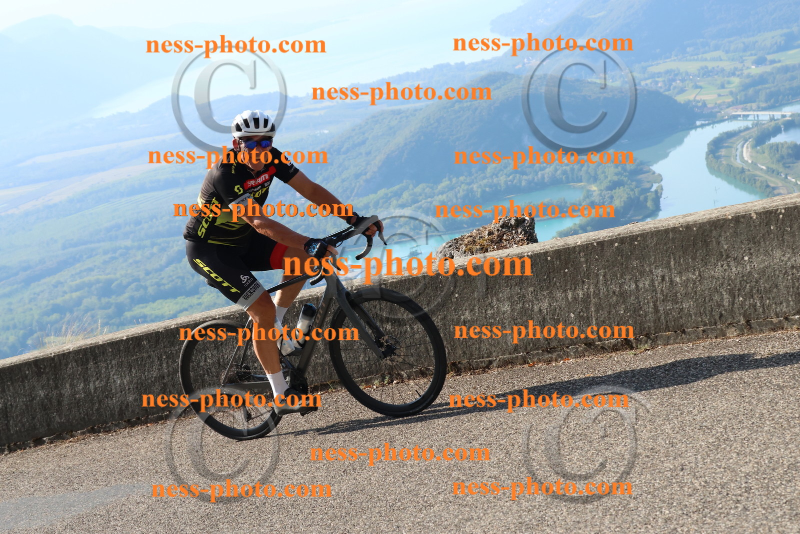 Col du Grand Colombier (1214).JPG