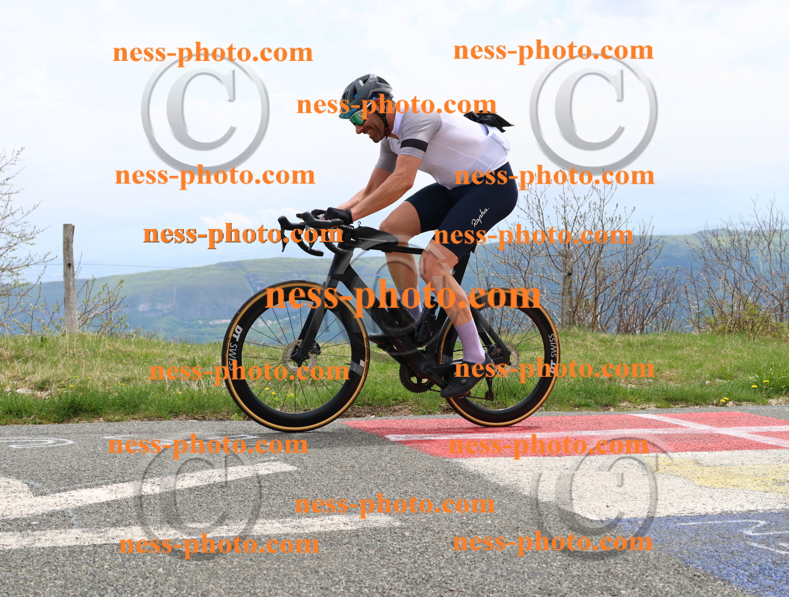 Col du Grand Colombier (161).JPG