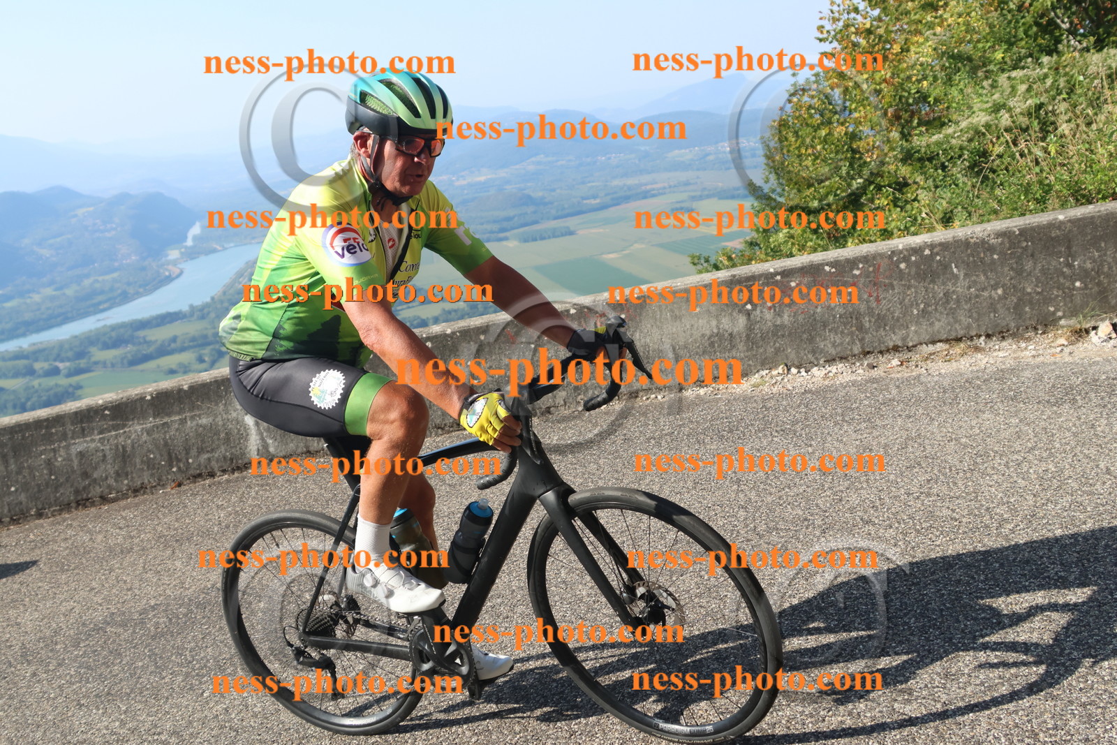 Col du Grand Colombier (1704).JPG