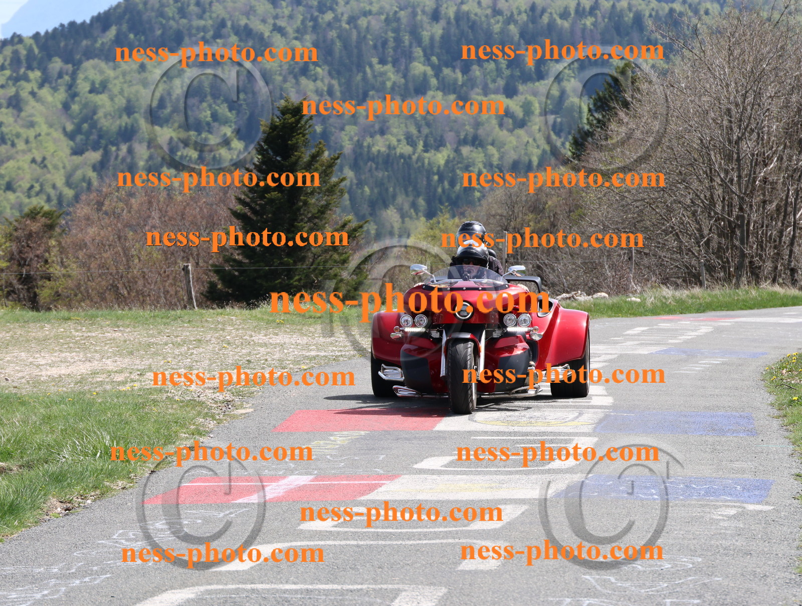 Col du Grand Colombier (102).JPG