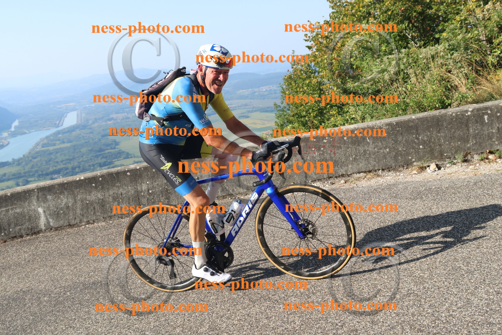 Col du Grand Colombier (1560).JPG