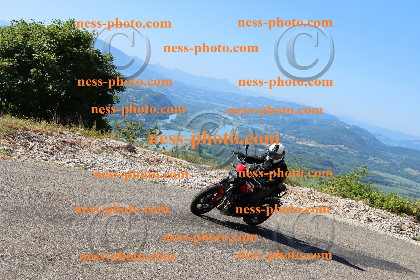 Col du Grand Colombier (14).JPG