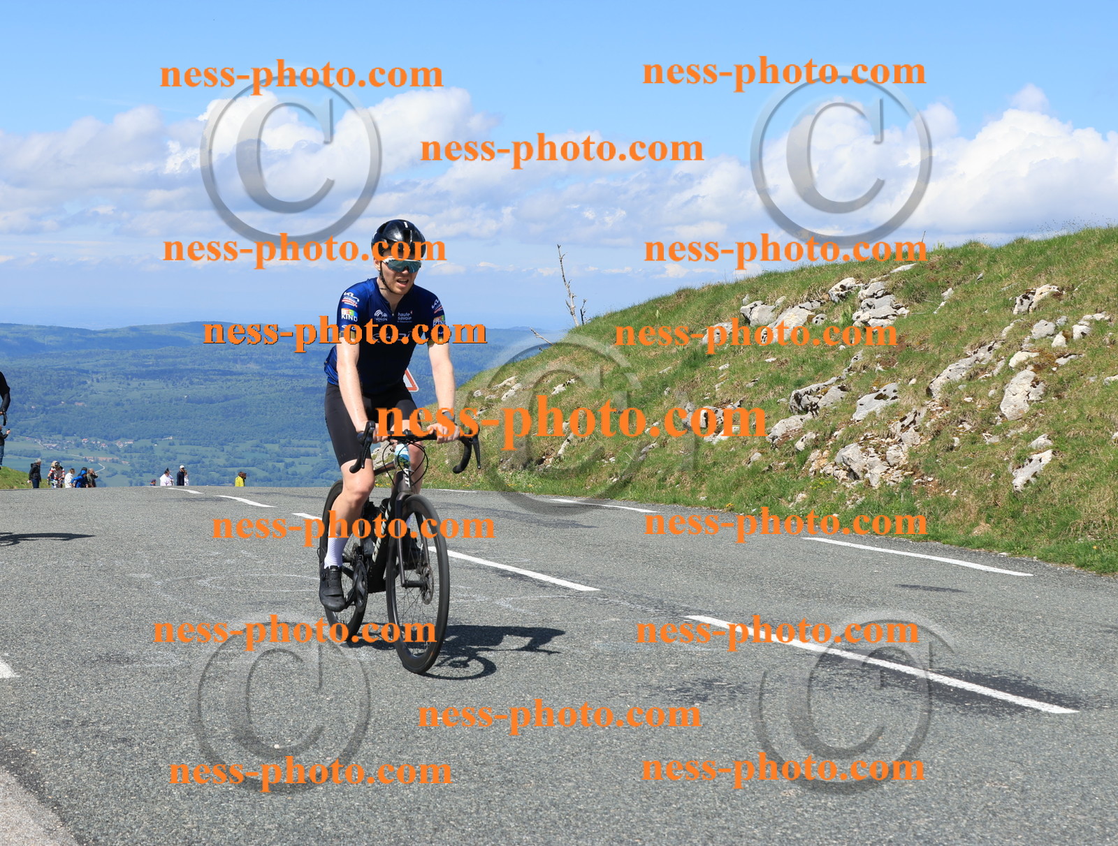 Col du Grand Colombier (1320).JPG