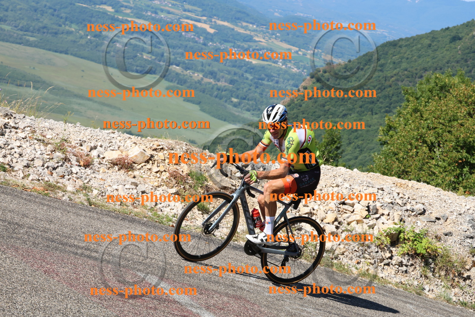 Col du Grand Colombier (1585).JPG