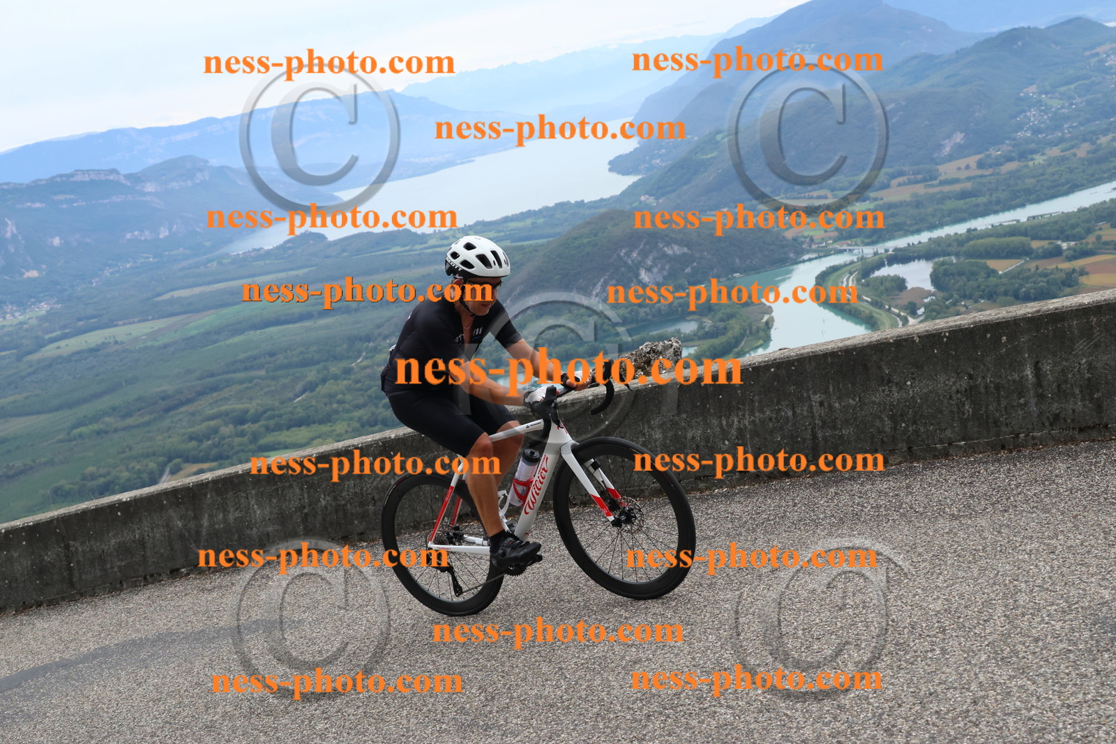 Col du Grand Colombier (1632).JPG