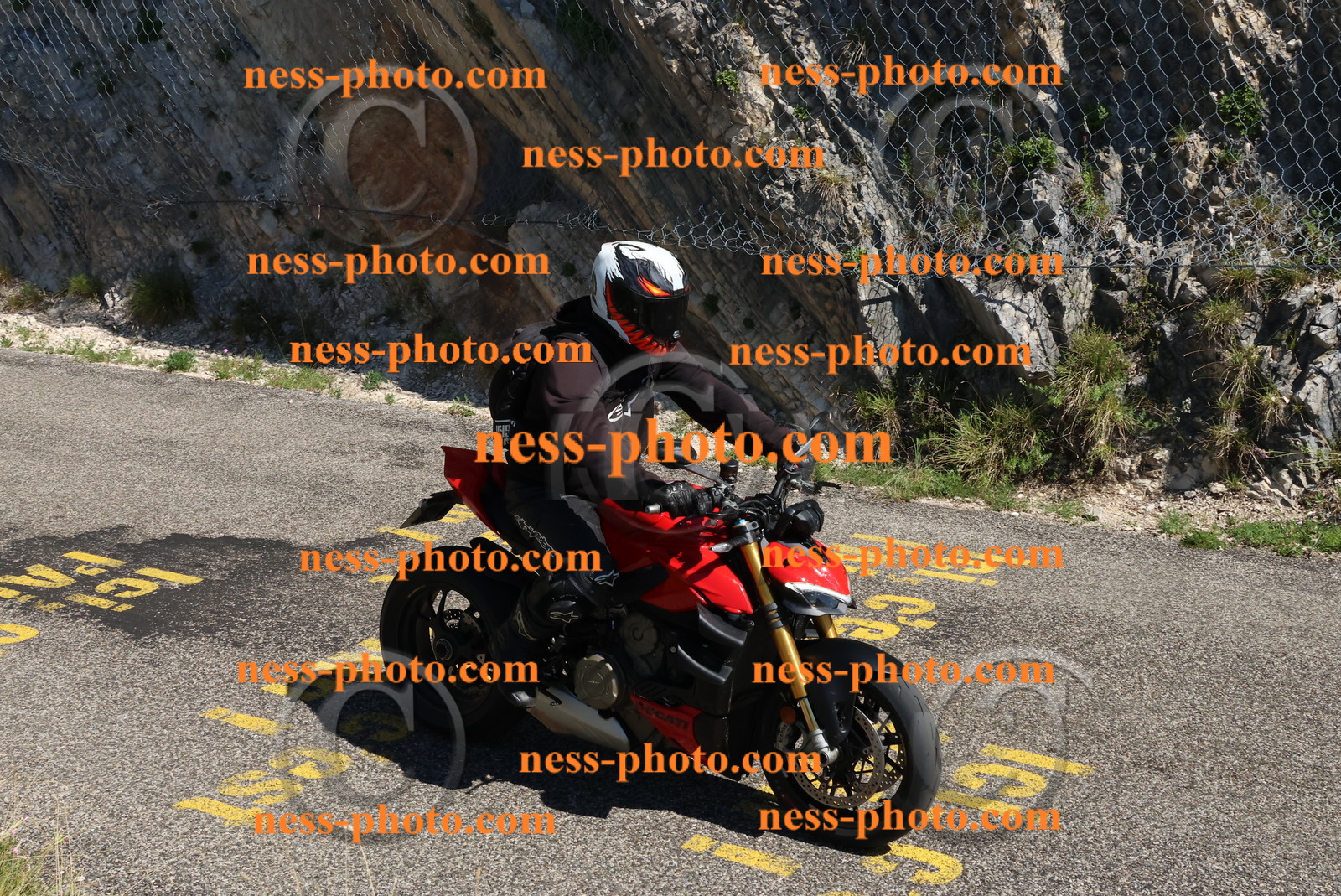 Col du Grand Colombier (218).JPG