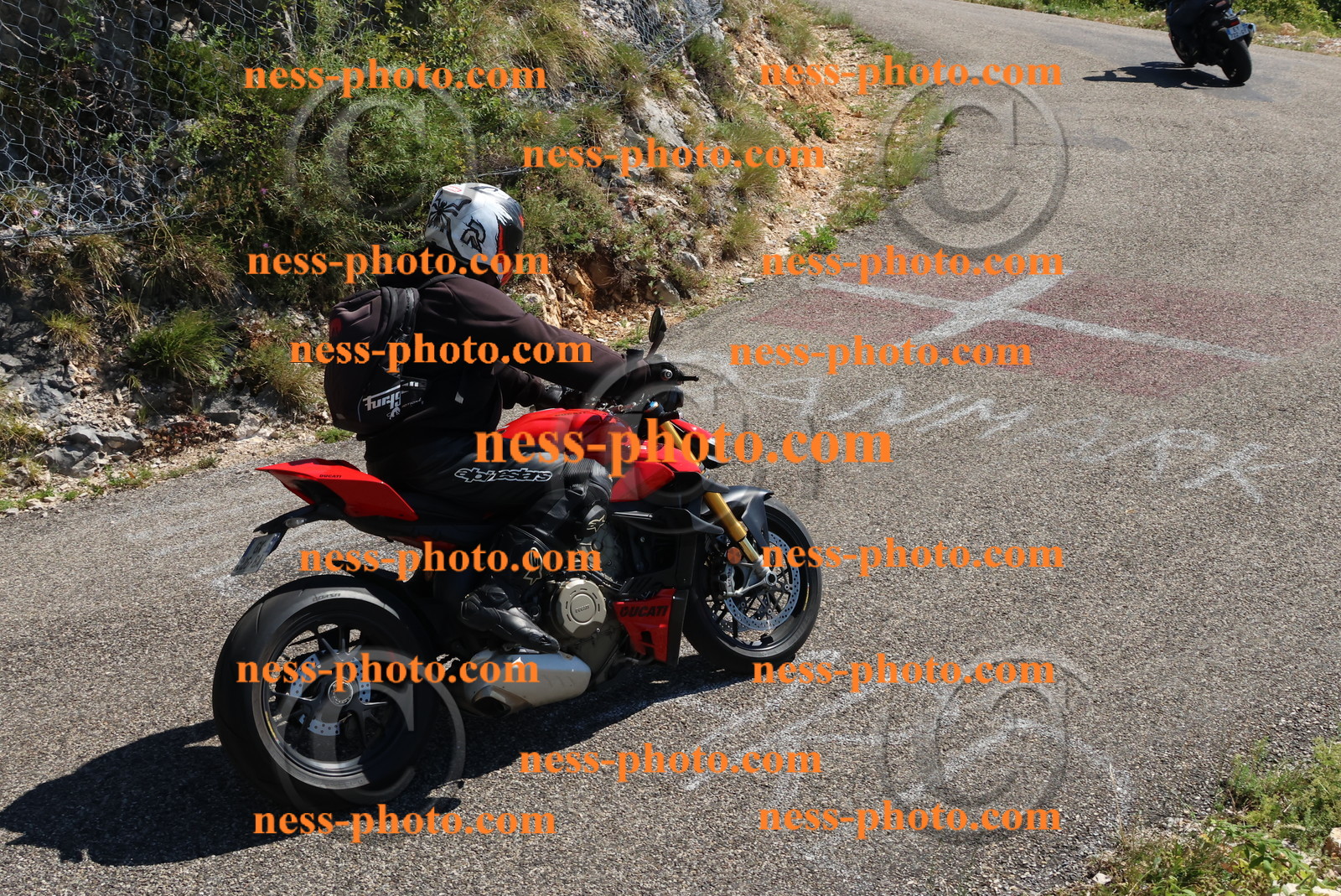 Col du Grand Colombier (220).JPG