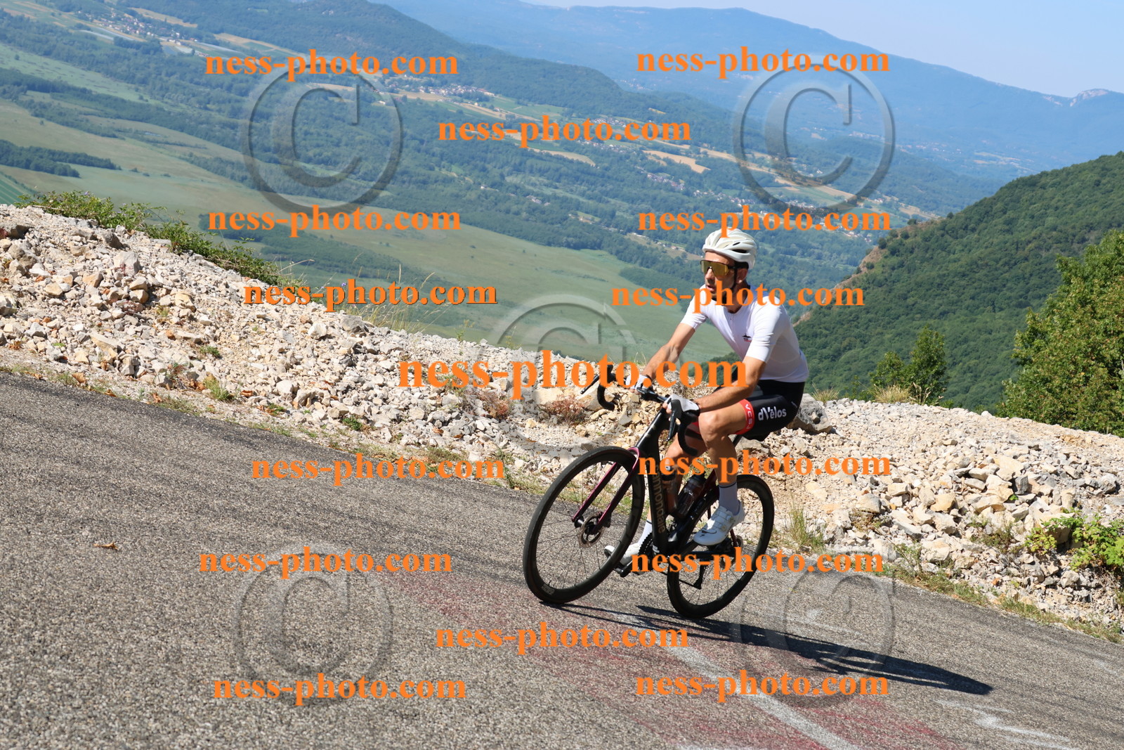 Col du Grand Colombier (1614).JPG