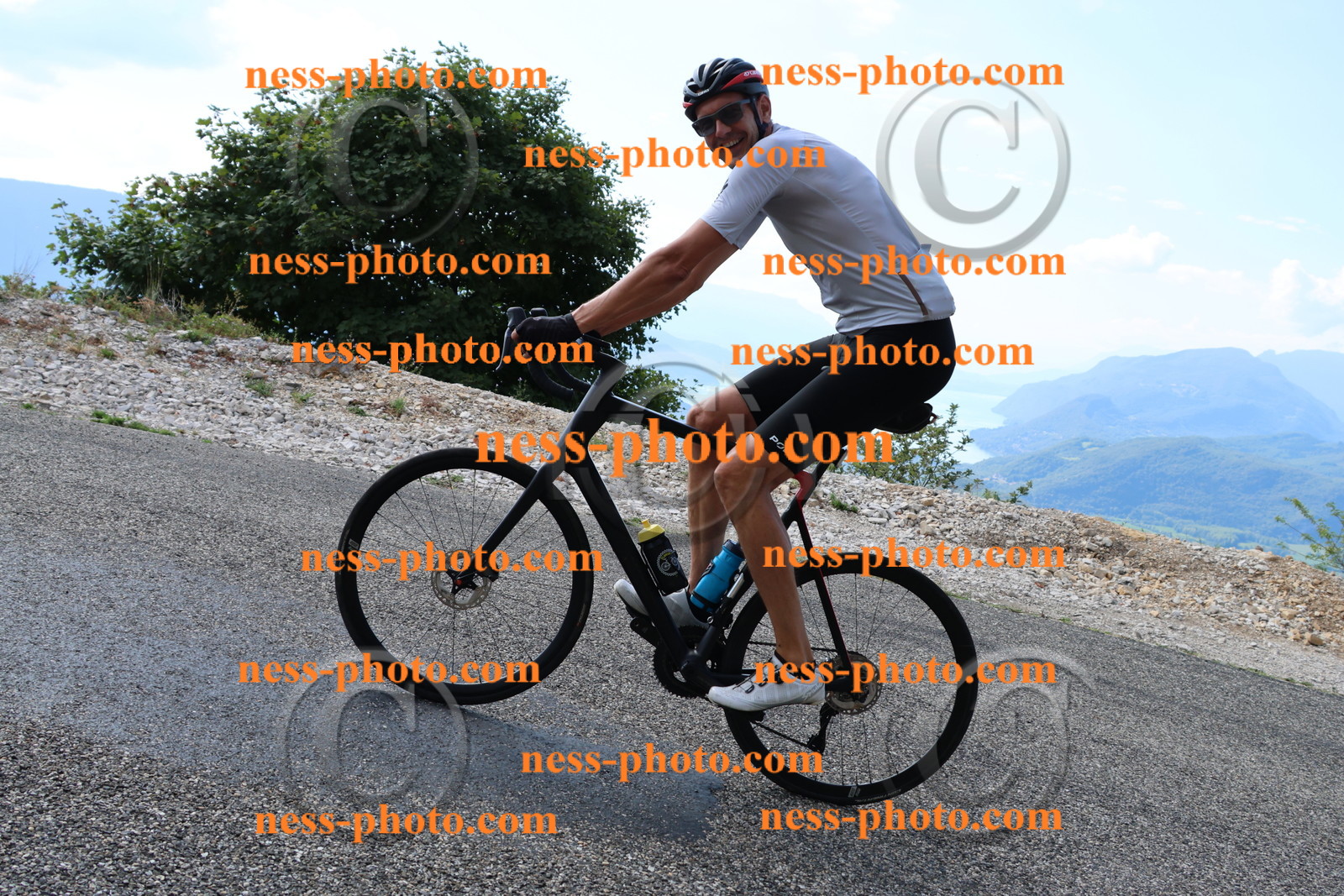 Col du Grand Colombier (74).JPG