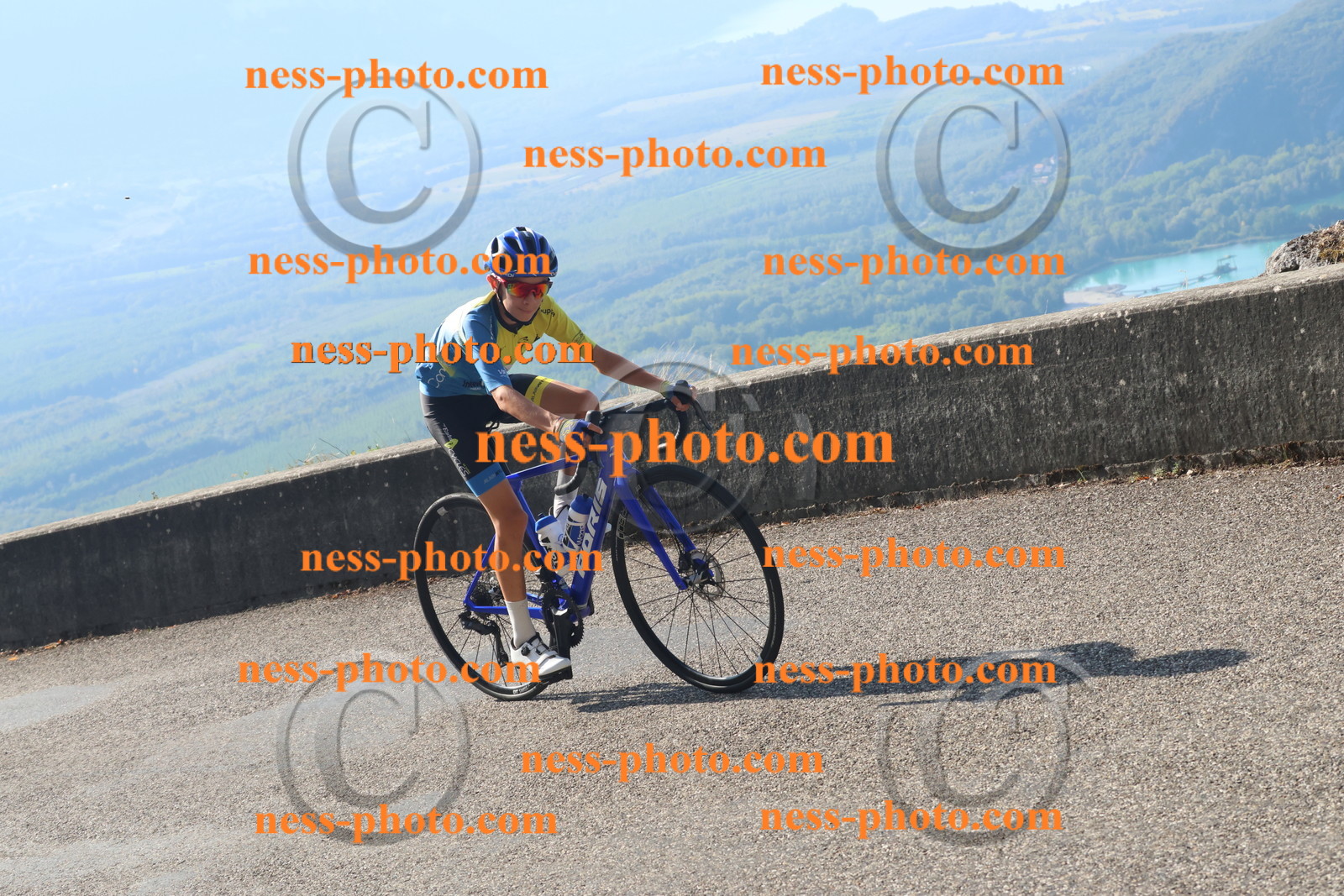 Col du Grand Colombier (1494).JPG
