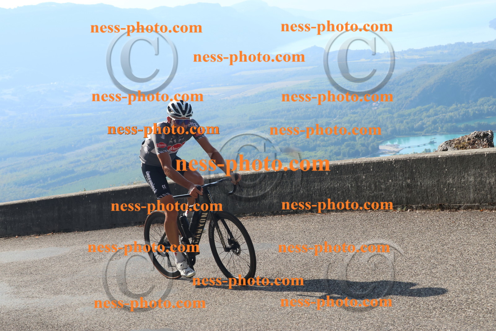 Col du Grand Colombier (1515).JPG