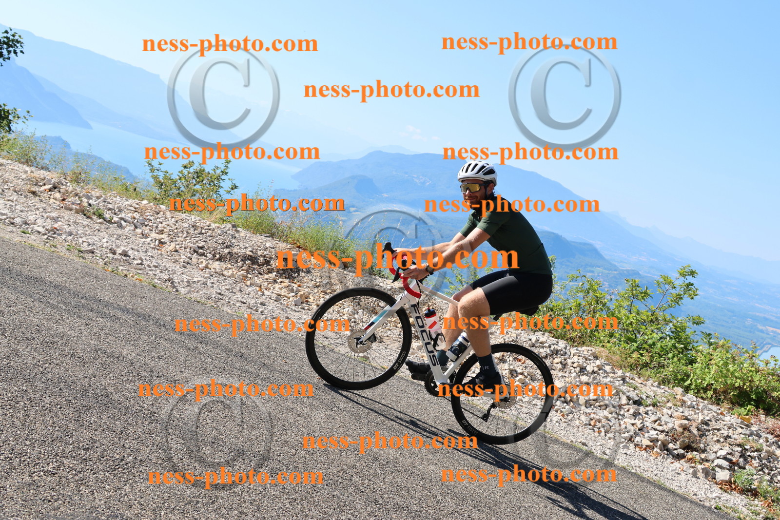 Col du Grand Colombier (1209).JPG