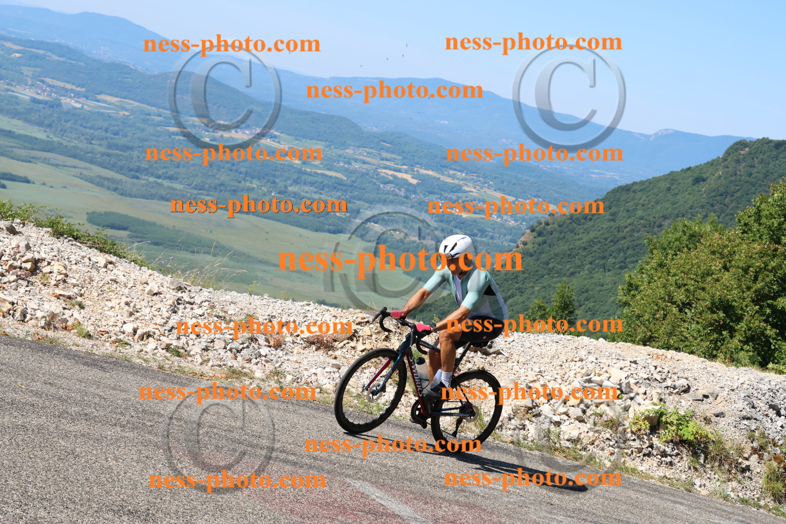 Col du Grand Colombier (2049).JPG