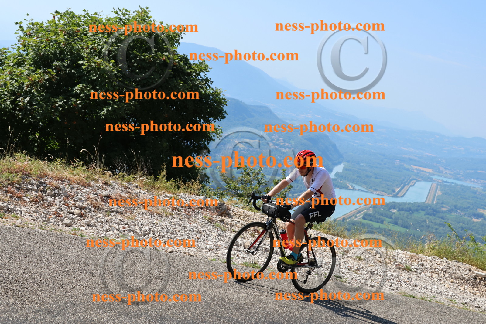 Col du Grand Colombier (332).JPG