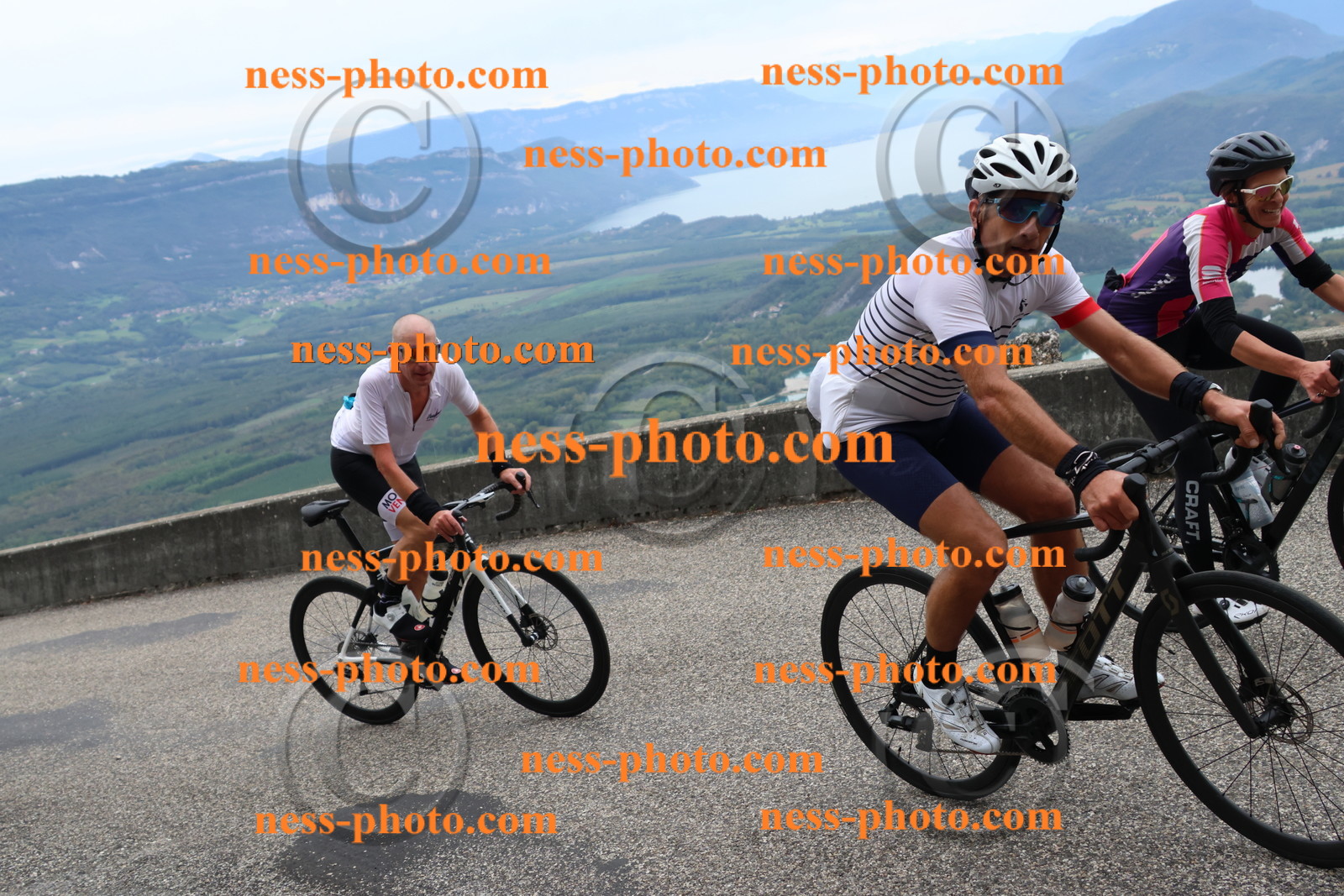 Col du Grand Colombier (1574).JPG