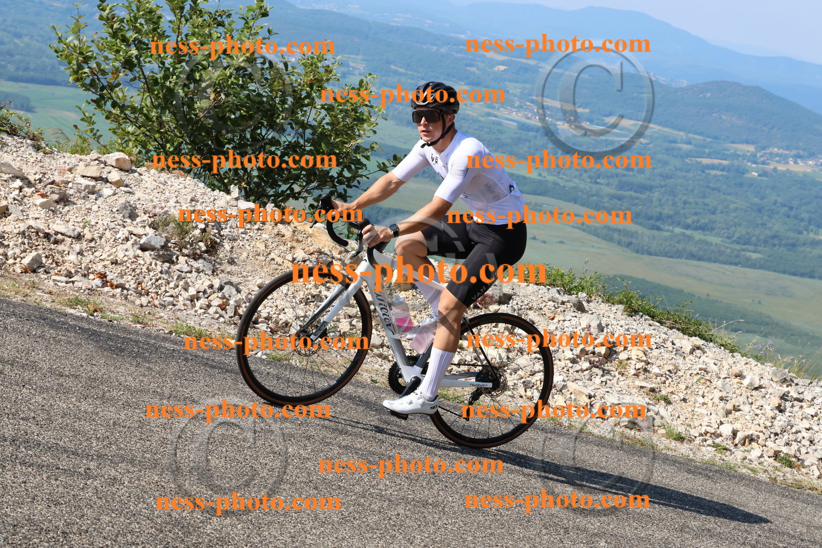 Col du Grand Colombier (140).JPG