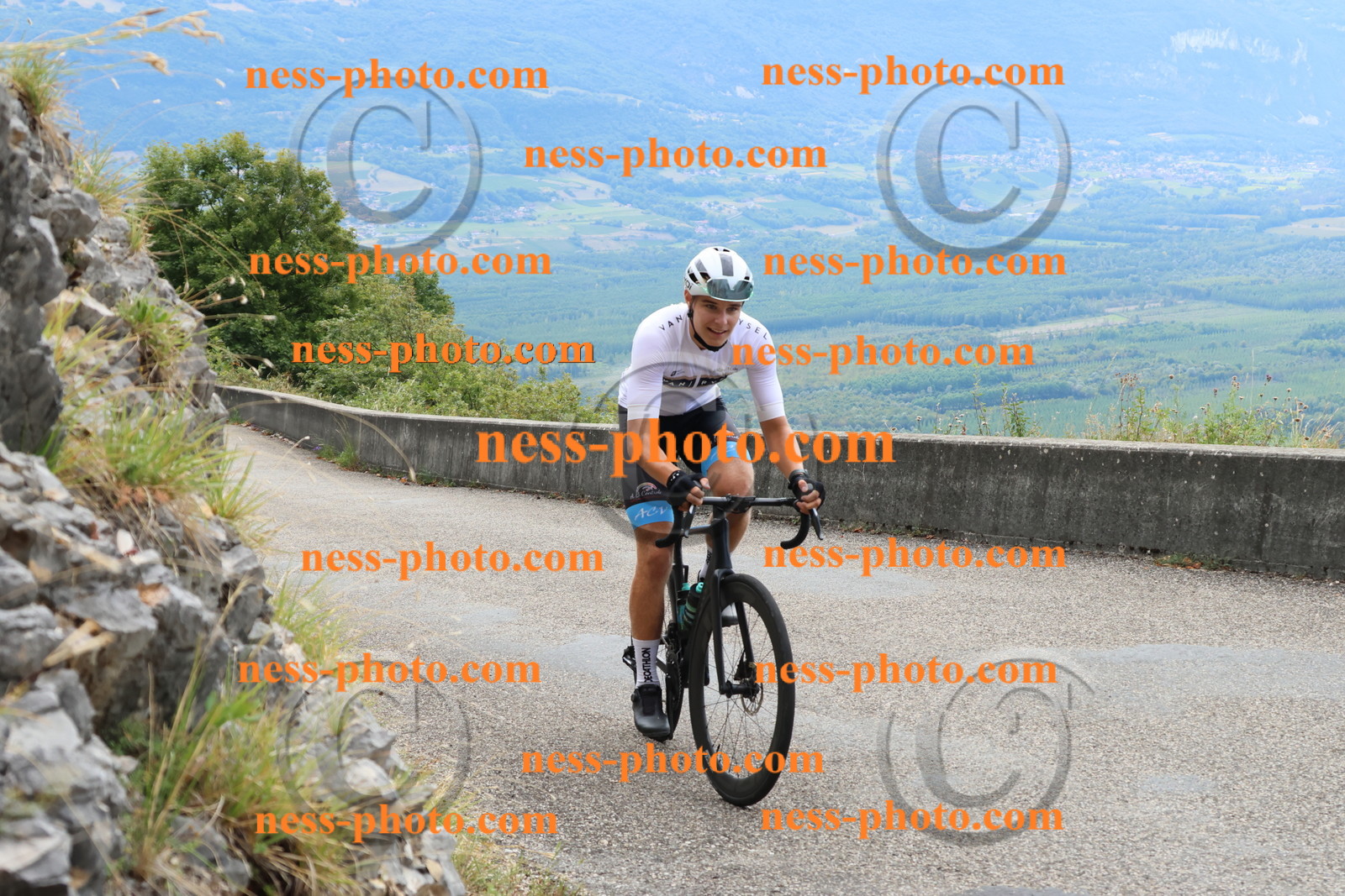 Col du Grand Colombier (165).JPG