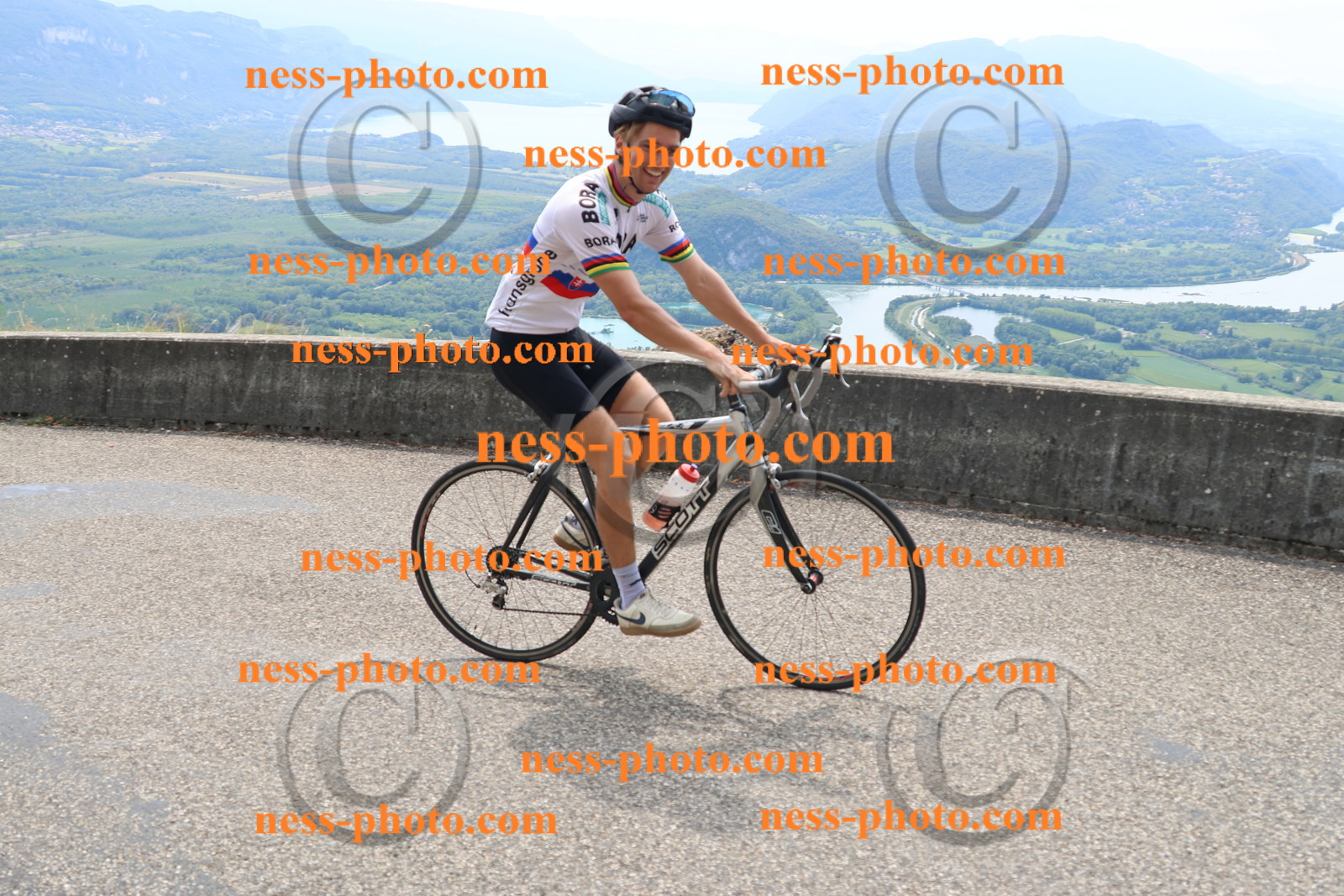 Col du Grand Colombier (256).JPG