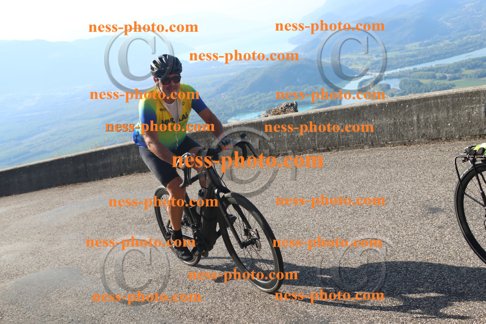 Col du Grand Colombier (1400).JPG