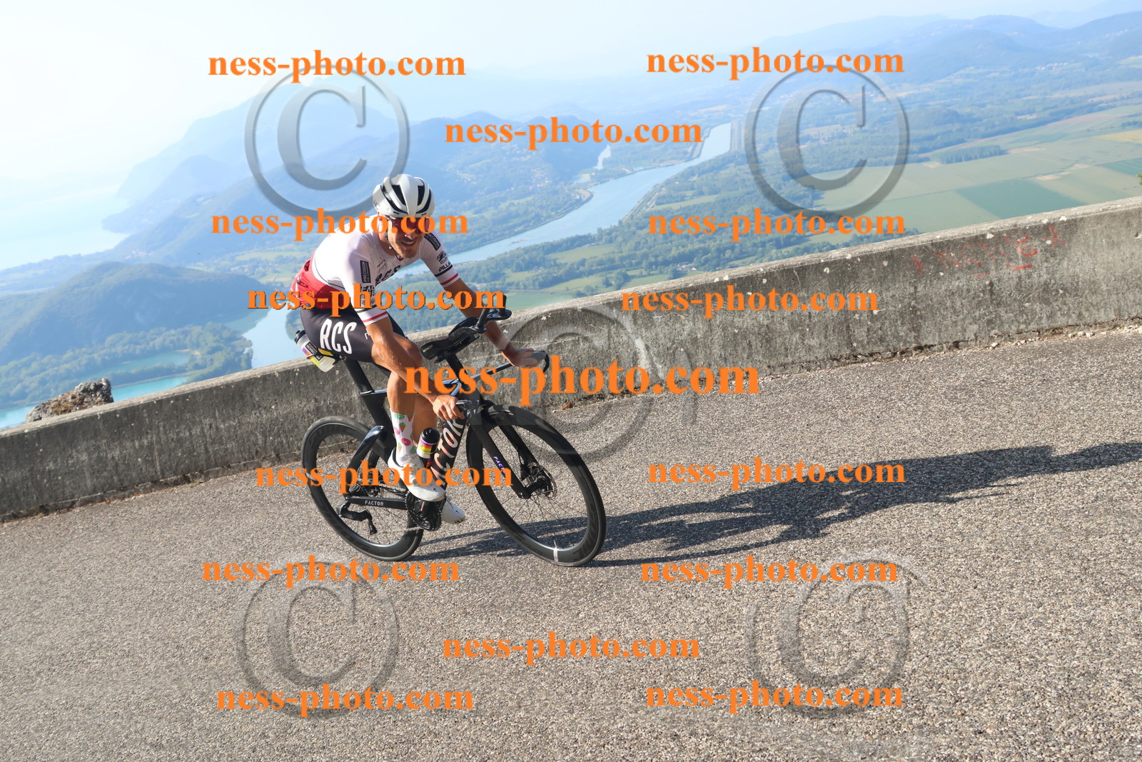 Col du Grand Colombier (1369).JPG