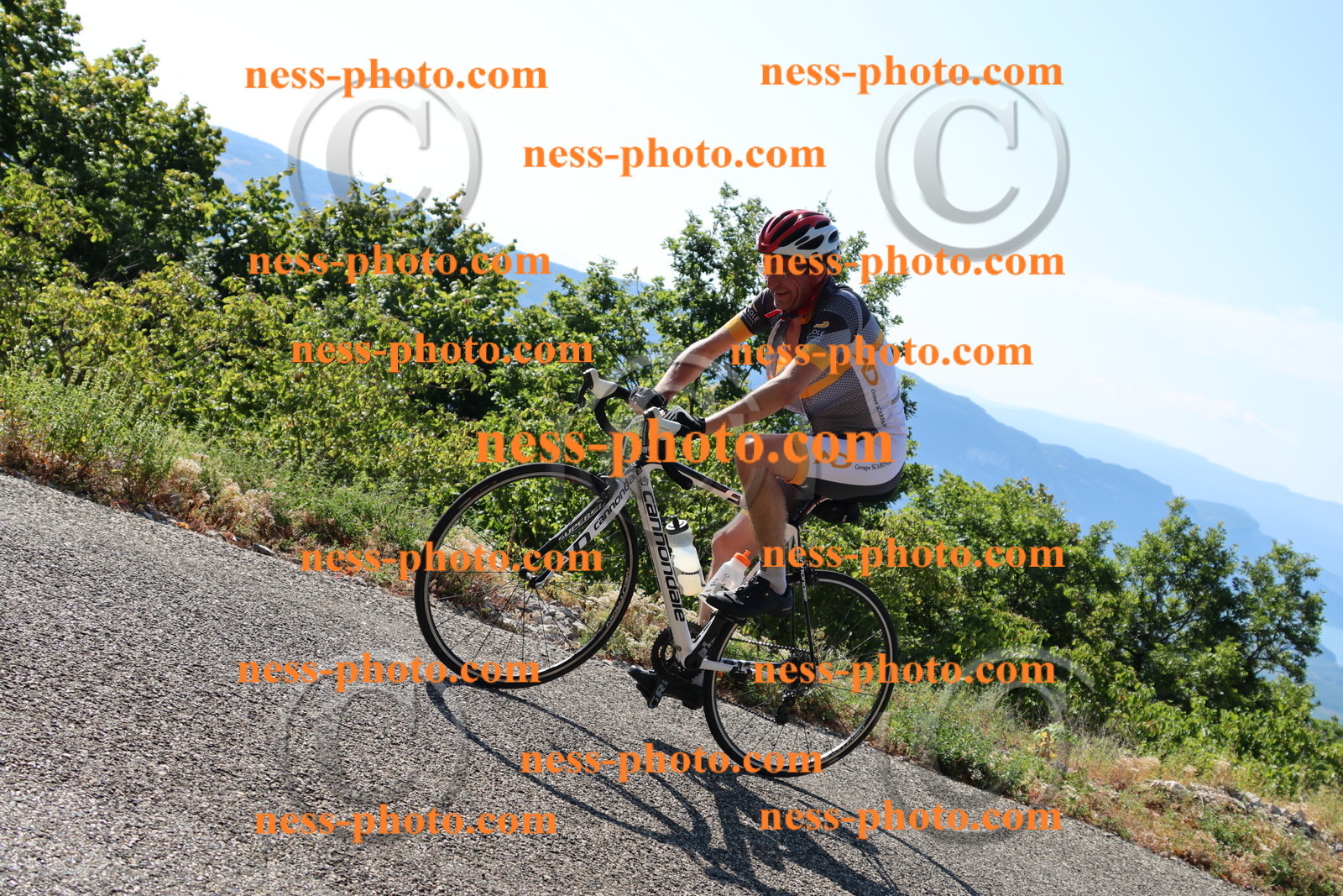 Col du Grand Colombier (102).JPG