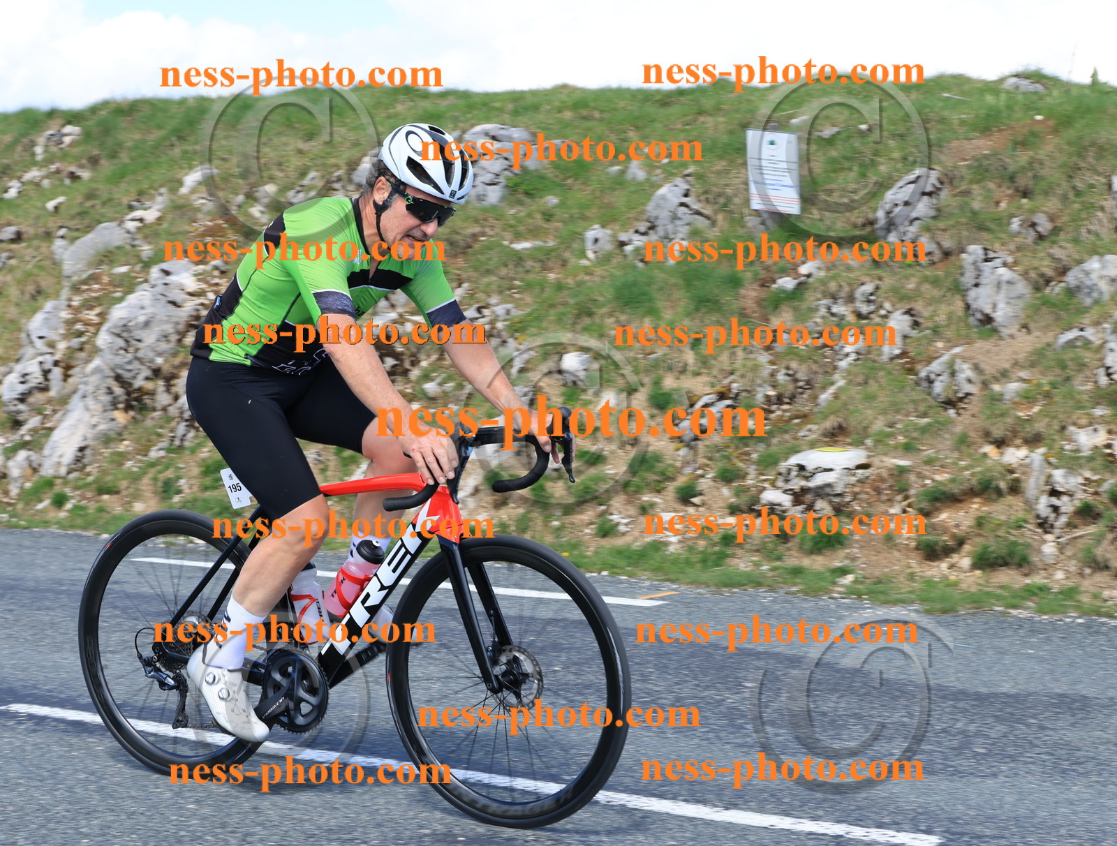 Col du Grand Colombier (2147).JPG