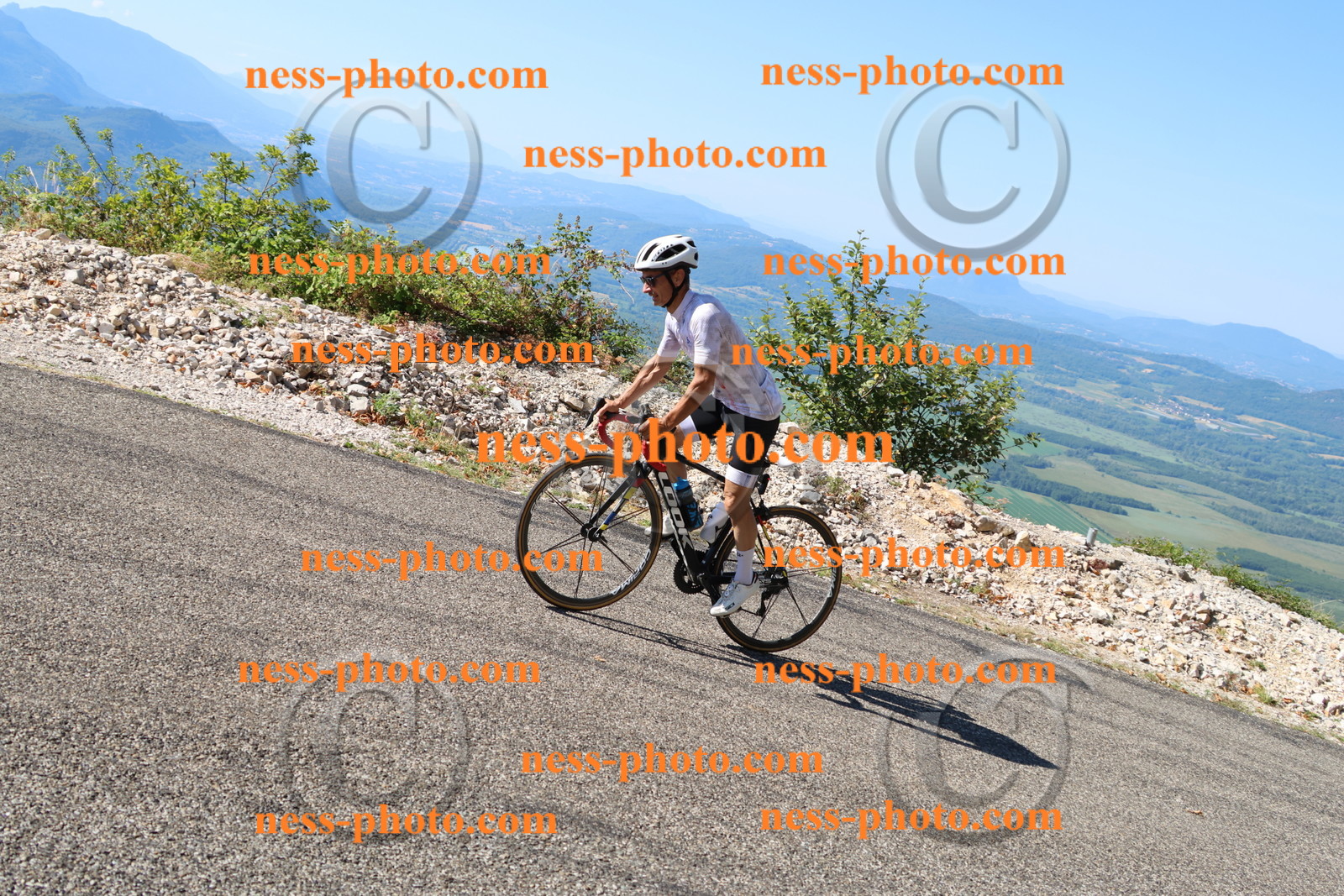 Col du Grand Colombier (1666).JPG