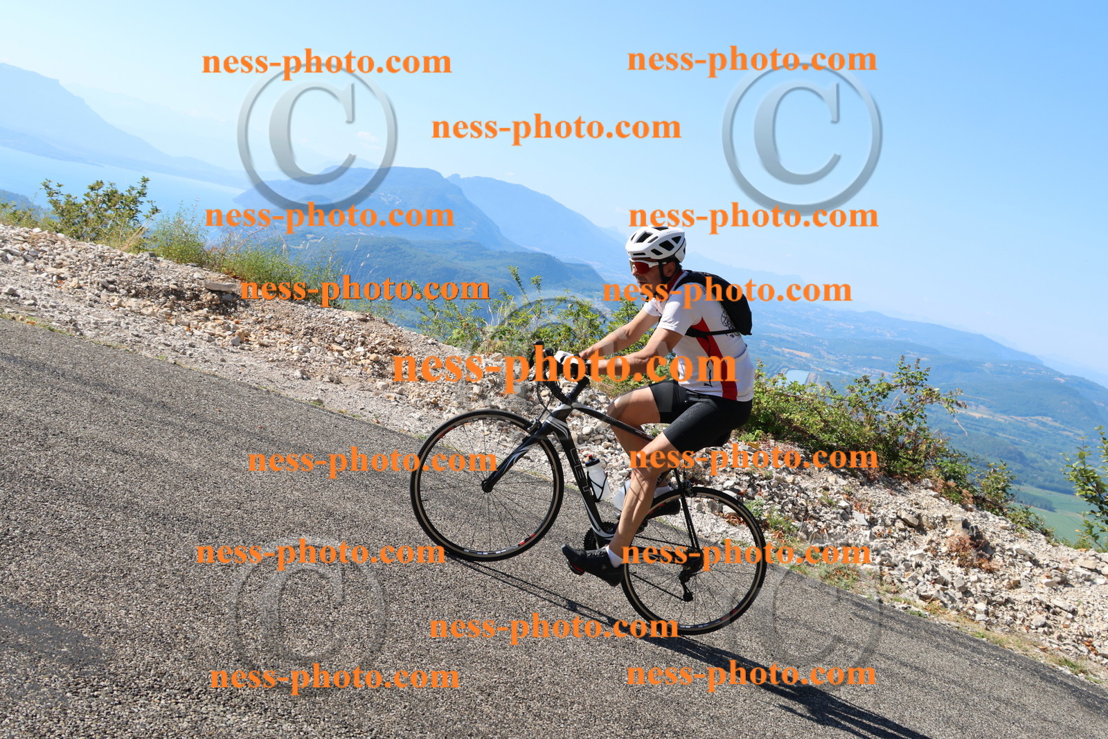 Col du Grand Colombier (1378).JPG