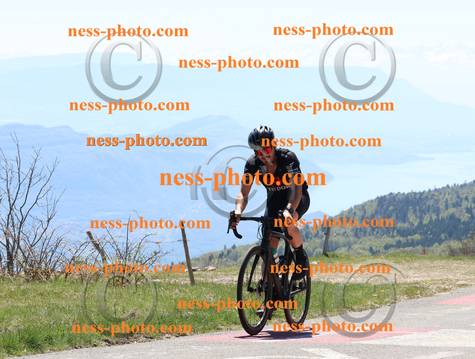 Col du Grand Colombier (372).JPG